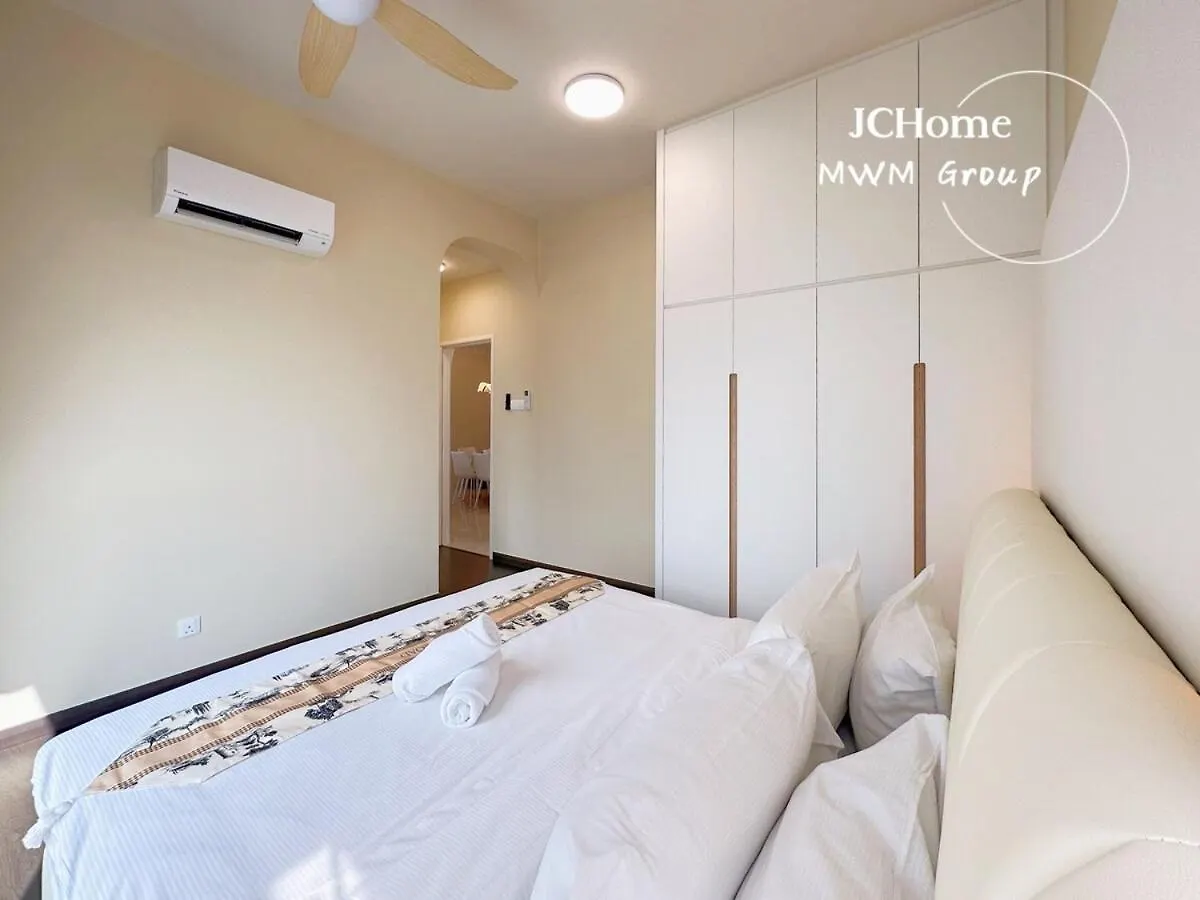 Sks Paviilion Town Creamy House By Mwm Daire Johor Bahru