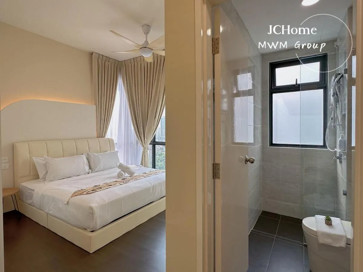 Sks Paviilion Town Creamy House By Mwm Apartamento Johor Bahru
