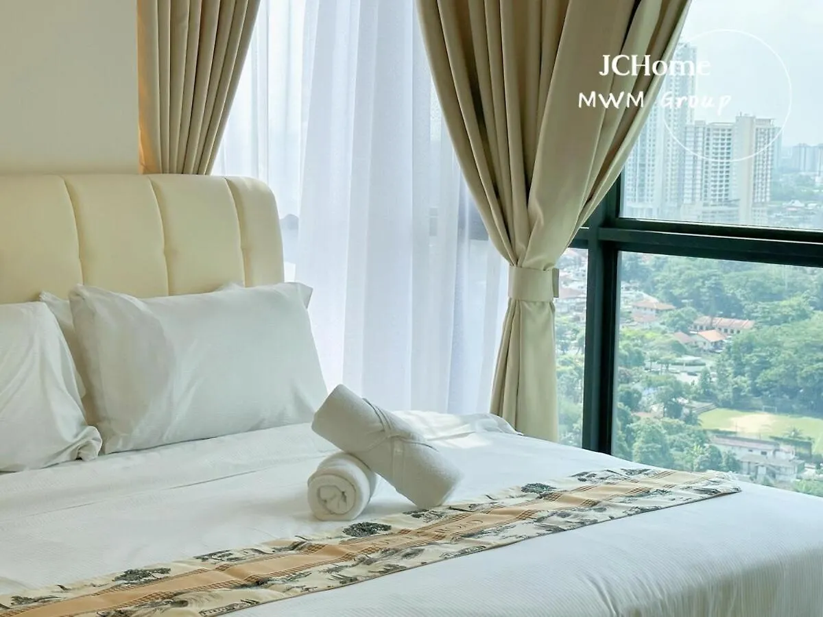 Sks Paviilion Town Creamy House By Mwm Apartamento Johor Bahru